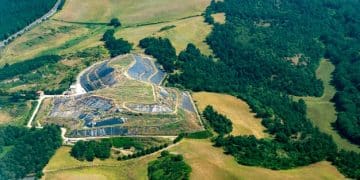 Investimentos em Energias Renováveis: Projetos e Benefícios Ambientais no Brasil - Cover Image