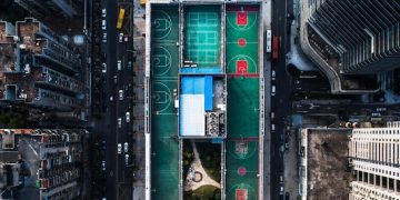 Investimento Estrangeiro na Bolsa: Riscos e Oportunidades no Brasil - Cover Image